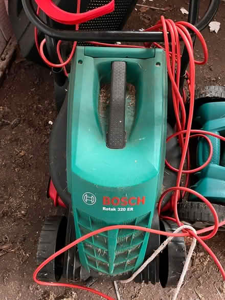 Photo of free Lawnmower (Wymondley Park SG4) #1