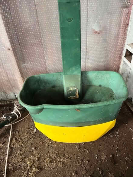 Photo of free Seed spreader (Wymondley Park SG4) #1