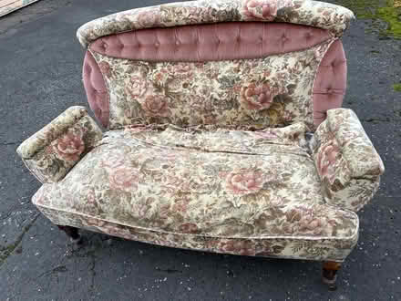 Photo of free Antique sofa (Balerno EH14) #1