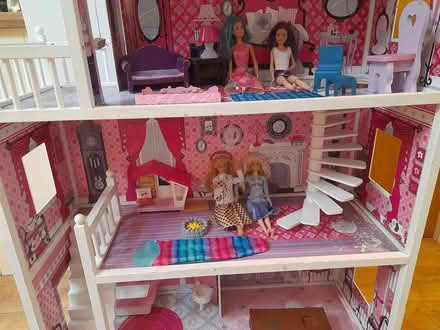 Photo of free Doll house (Dublin) #3