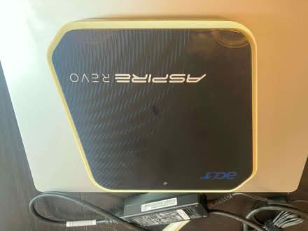 Photo of free Acer Aspire Revo mini PC (2009) (Kingsholm GL1) #1