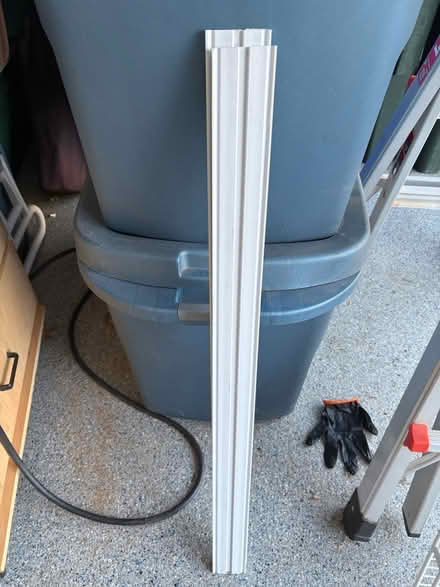 Photo of free Set of 2 Window Blinds (34inx 58in) (Glen Ellyn) #3