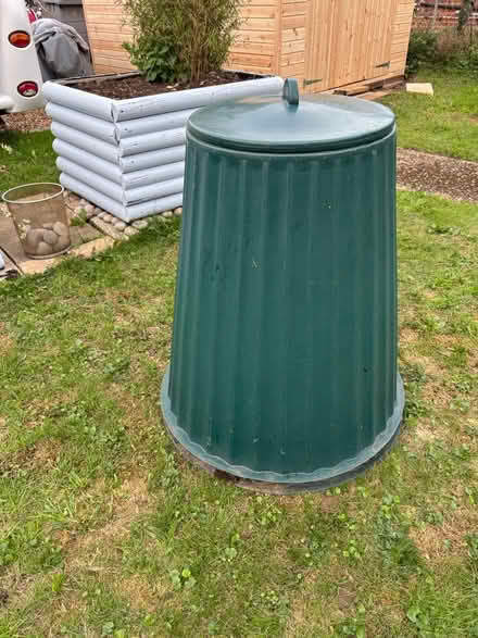Photo of free 2 compost bins both with lids (Cavendish) #1