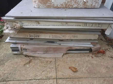 Photo of free Tiles (Shoreham by sea BN43) #2