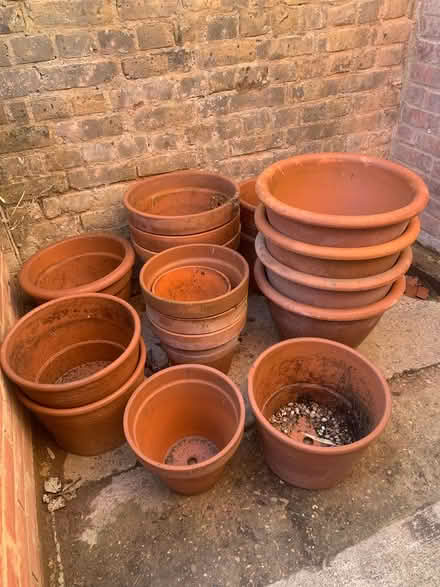 Photo of free Terracotta pots (Harrietsham ME17) #2