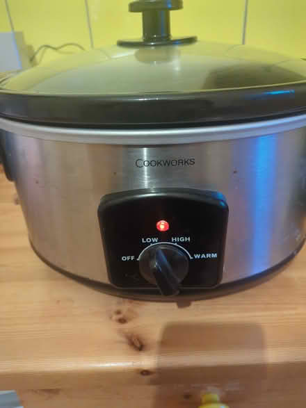 Photo of free Large slow cooker (Bare, LA4) #2