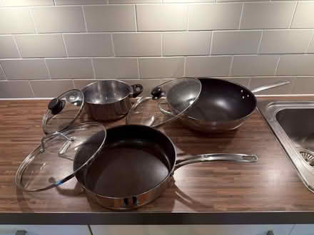 Photo of free Assorted cooking pans (pickup in final week of Oct) (Clerkenwell EC1M) #2