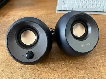 Photo of free PC Speakers - Creative Pebble (Bear Flat) #1