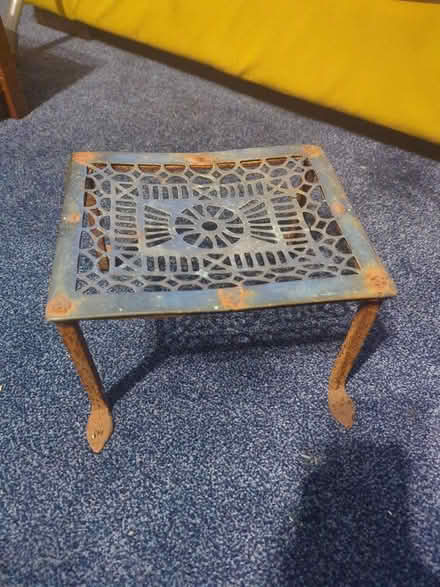 Photo of free Pot stand (Bare, LA4) #1