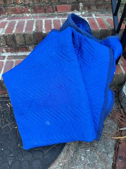 Photo of free moving blankets (Larchmont, Norfolk) #1