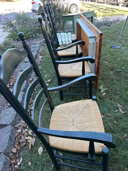 Photo of free 4 chairs and a wooden table pl (Germantown/Gaithersburg) #1
