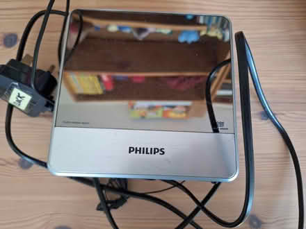 Photo of free Philips alarm clock radio (Wellesbourne, CV35) #1