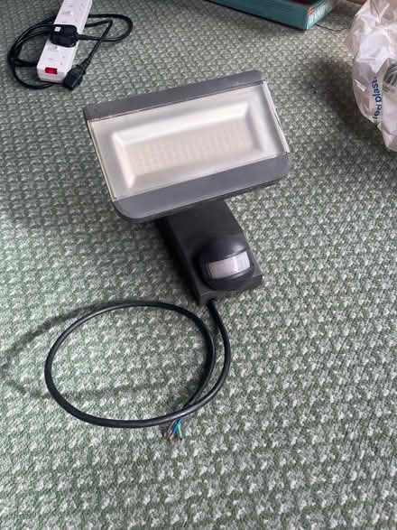 Photo of free External light (Broad Green L14) #1