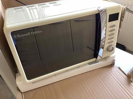 Photo of free Russell Hobbs Microwave (Bearwood BH11) #2