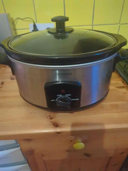 Photo of free Large slow cooker (Bare, LA4) #1