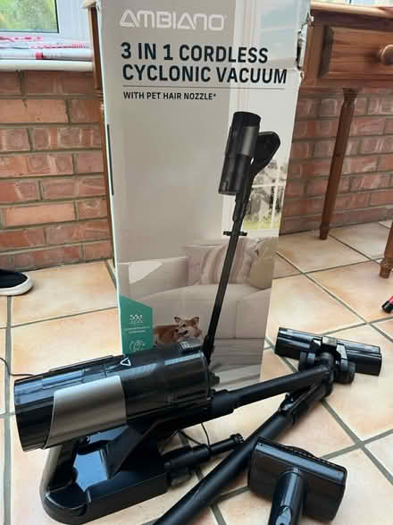 Photo of free Cordless vacuum cleaner (North Hinksey OX2) #1