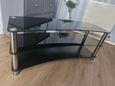 Photo of free TV stand (Epsom KT19) #1