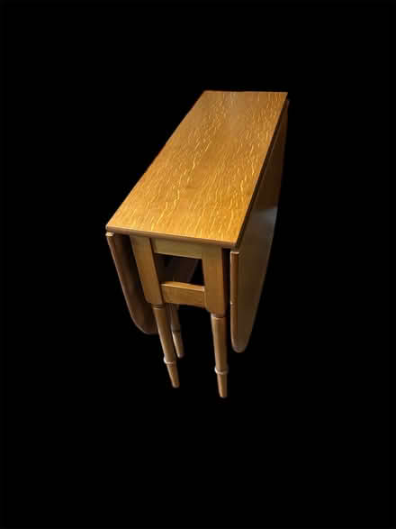 Photo of free Oak Veneer Dining Table Drop Leaf (Kenilworth CV8) #1
