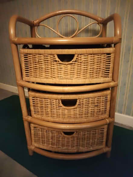 Photo of free Chest of drawers (Hollesley IP12) #3
