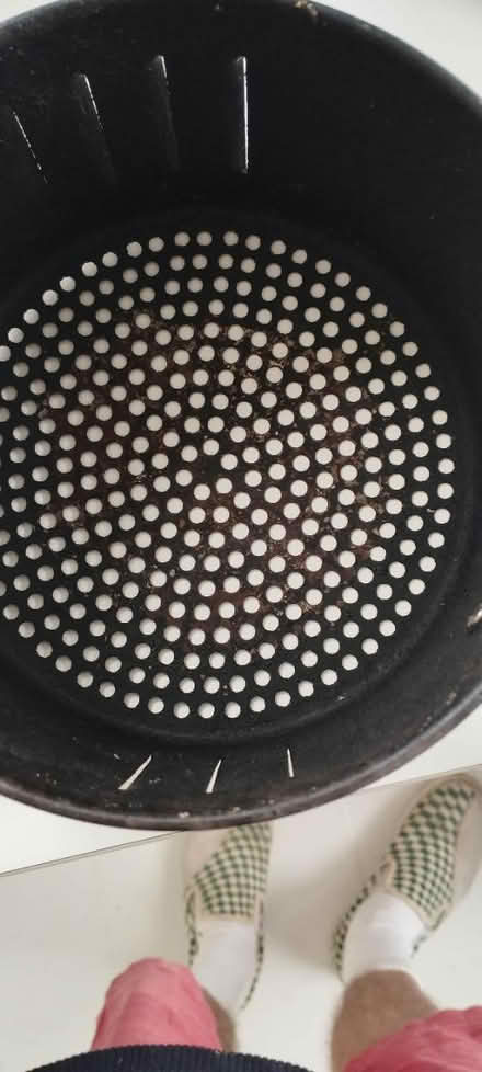 Photo of free Air fryer, working (Hooe) #2