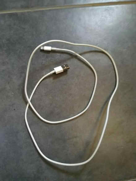 Photo of free iPhone Charging Cable (Leighton buzzard LU7) #1