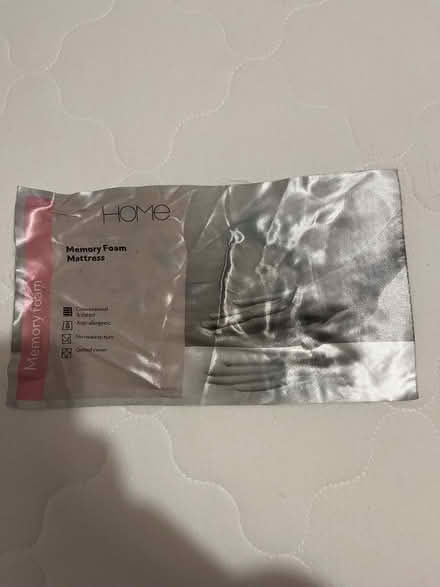 Photo of free Single mattress (Luton Airport LU2) #3