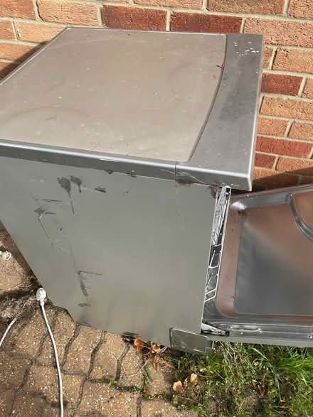 Photo of free Dishwasher - needs new draw rollers (Bursledon SO31) #1