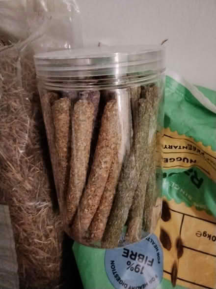 Photo of free Rabbit food, treats and hay (Biggin Hill TN16) #3