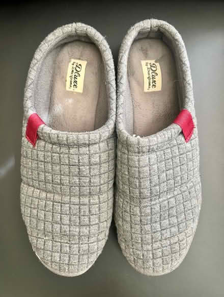 Photo of free Dearfoams Slippers (Big Bethel/Saunders HPT) #1