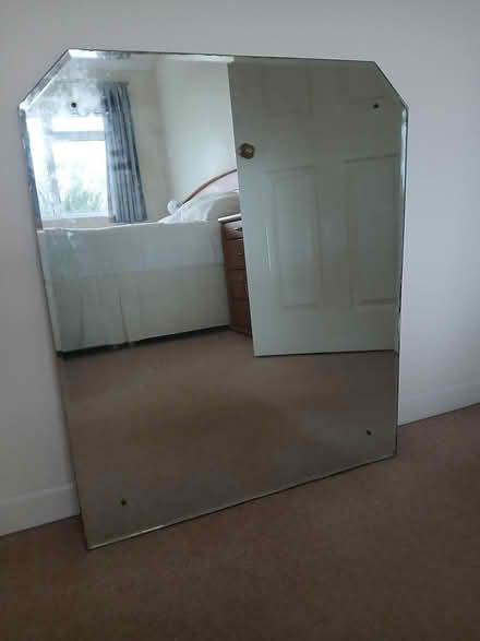 Photo of free Mirror (S17 (Dore)) #1