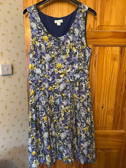 Photo of free Dress (Kenley CR8) #1