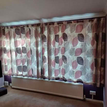 Photo of free pair lined curtains vgc (Moor Allerton LS17) #1