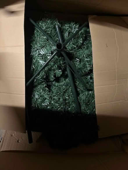 Photo of free 6FT Faux Christmas Tree (The Hewletts GL52) #1