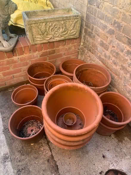 Photo of free Terracotta pots (Harrietsham ME17) #1