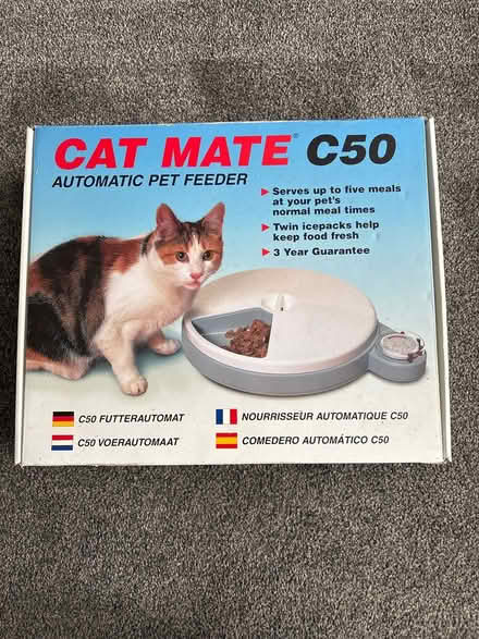 Photo of free Automatic Pet Feeder (Waterlooville PO7) #1