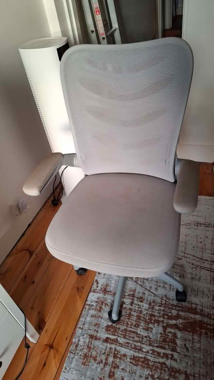 Photo of free Mesh office chair light grey (Caversham RG4) #3