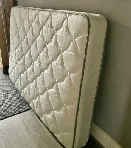 Photo of free 4ft small double mattress (Audenshaw M34) #2