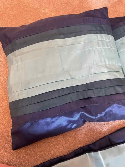 Photo of free Cushions and runner (Formby L37) #4