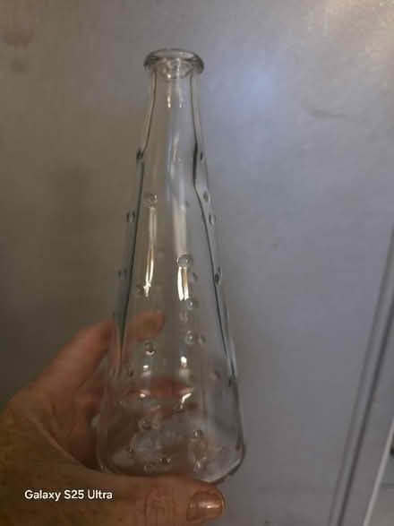 Photo of free Decorative one stem vase (Brasside DH1) #1