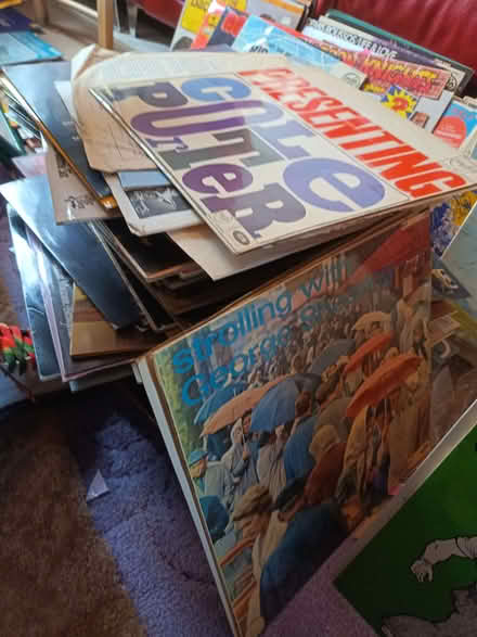 Photo of free Pile of vinyl records (Kingsley Park) #1