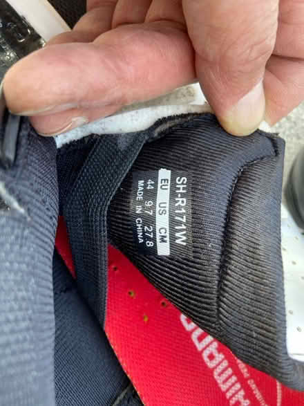 Photo of free Shimano cycling shoes - size 9.5/10 (Tonbridge TN10) #4