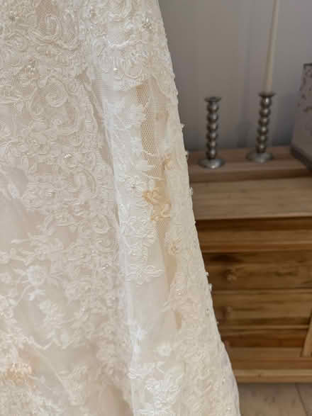 Photo of free Ivory lace wedding gown (Chalfont St Giles HP8) #2
