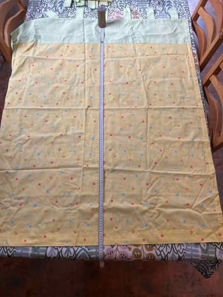 Photo of free A set of childrenās curtains (Markyate AL3) #1