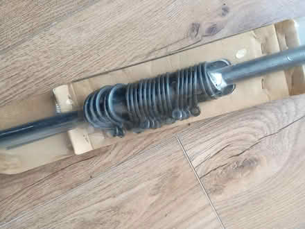 Photo of free Universal Extendible Metal Curtain Pole (Woodley RG5) #3