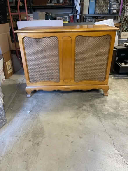 Photo of free Vintage stereo Hifi cabinet, no amp (Cupertino , near tantau) #1