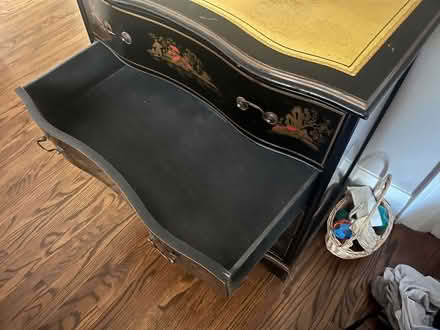 Photo of free Chinese style small dresser (Bloor West Village) #3