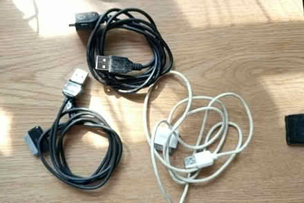 Photo of free Cords to charge iPhone 4S iPad 3 (Ann Arbor near Hillside Terr.) #1