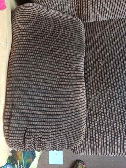 Photo of free Big electric recliner chair (Kingsley Park) #2
