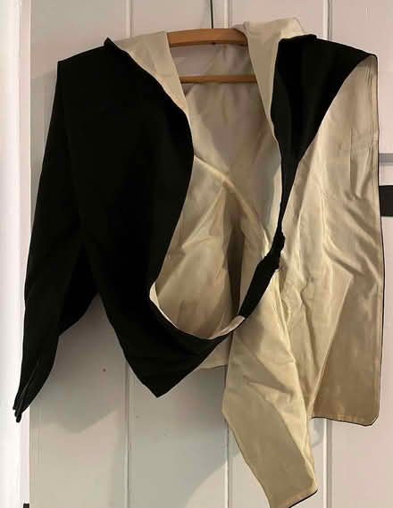 Photo of free Cambridge MA gown and hood (Oxford OX2) #3