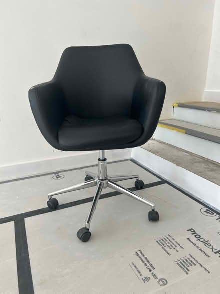Photo of free John Lewis black office chair 2/2 (Wimbledon Village SW19) #1